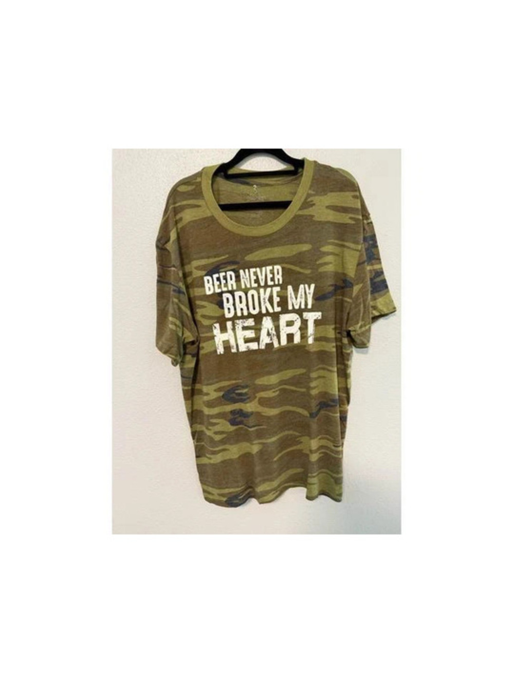 #6207 Camo 'Beer Never Broke My Heart' Graphic T-Shirt 2X